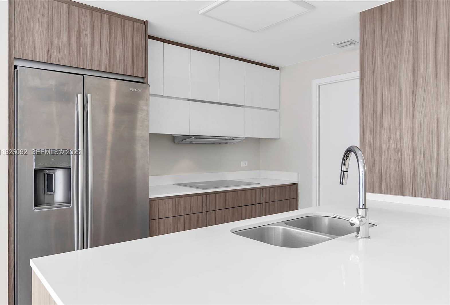 Imagen de Pequeño Objeto