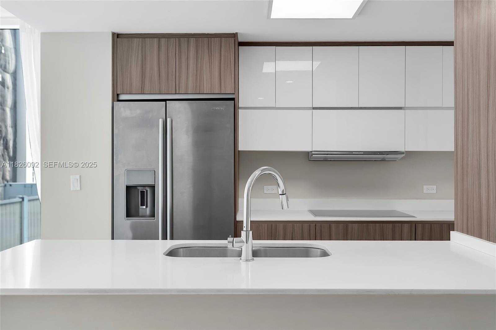 Imagen de Pequeño Objeto