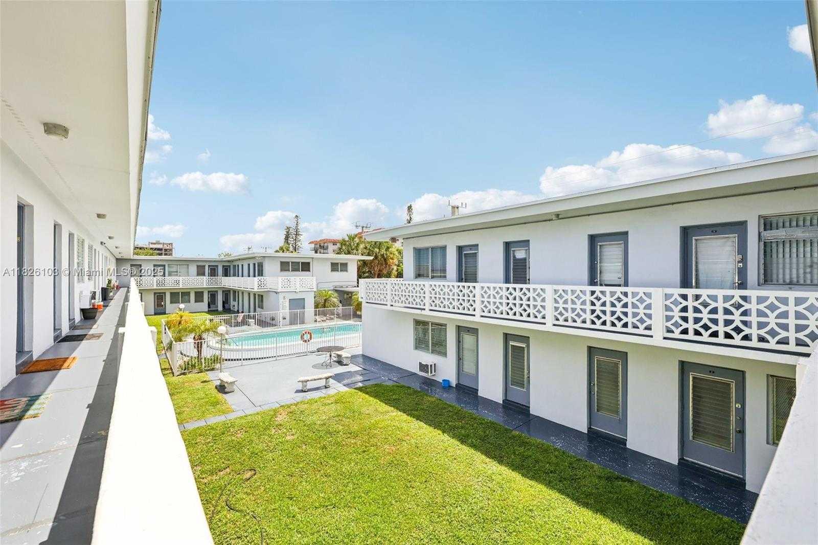 Small Image of 12665 NORTH EAST 16TH AVE #22, North Miami Number 3