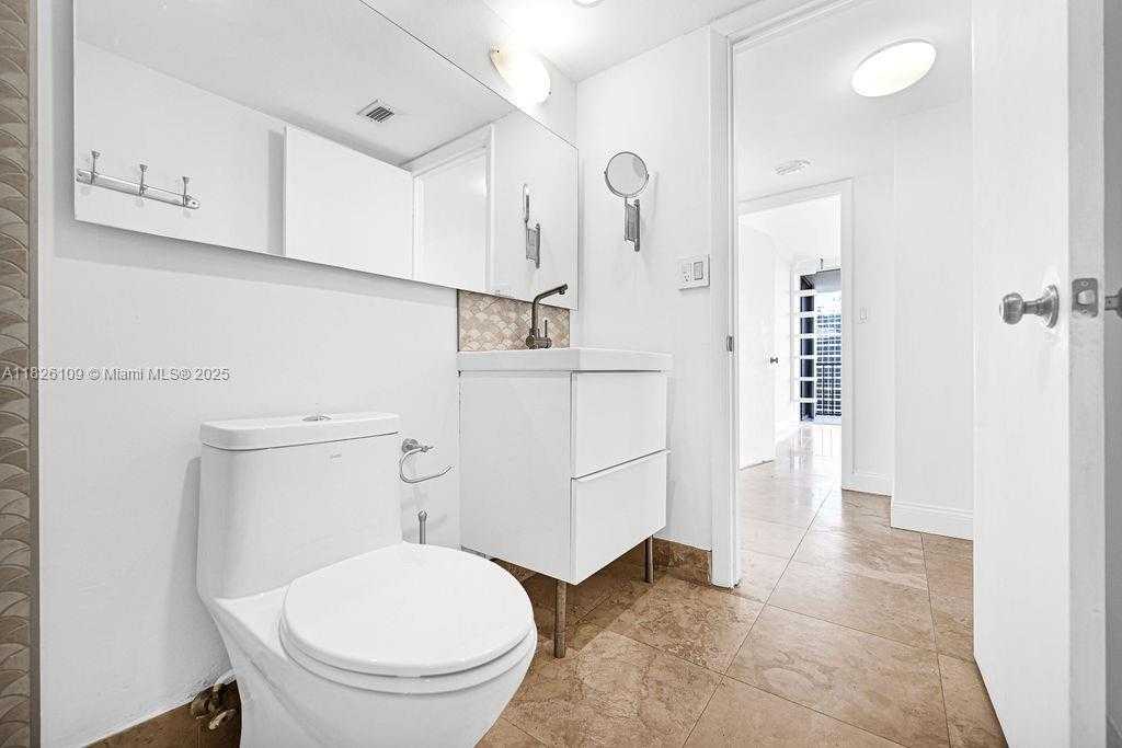 Small Image of 1915 BRICKELL AVE #C1213, Miami Number 18