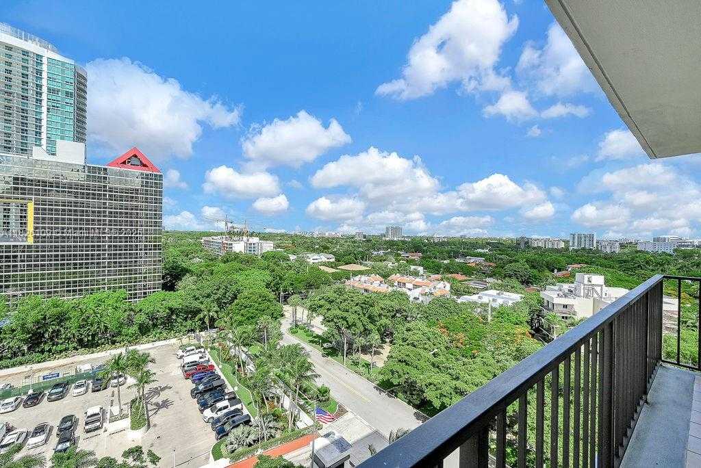 Small Image of 1915 BRICKELL AVE #C1213, Miami Number 34