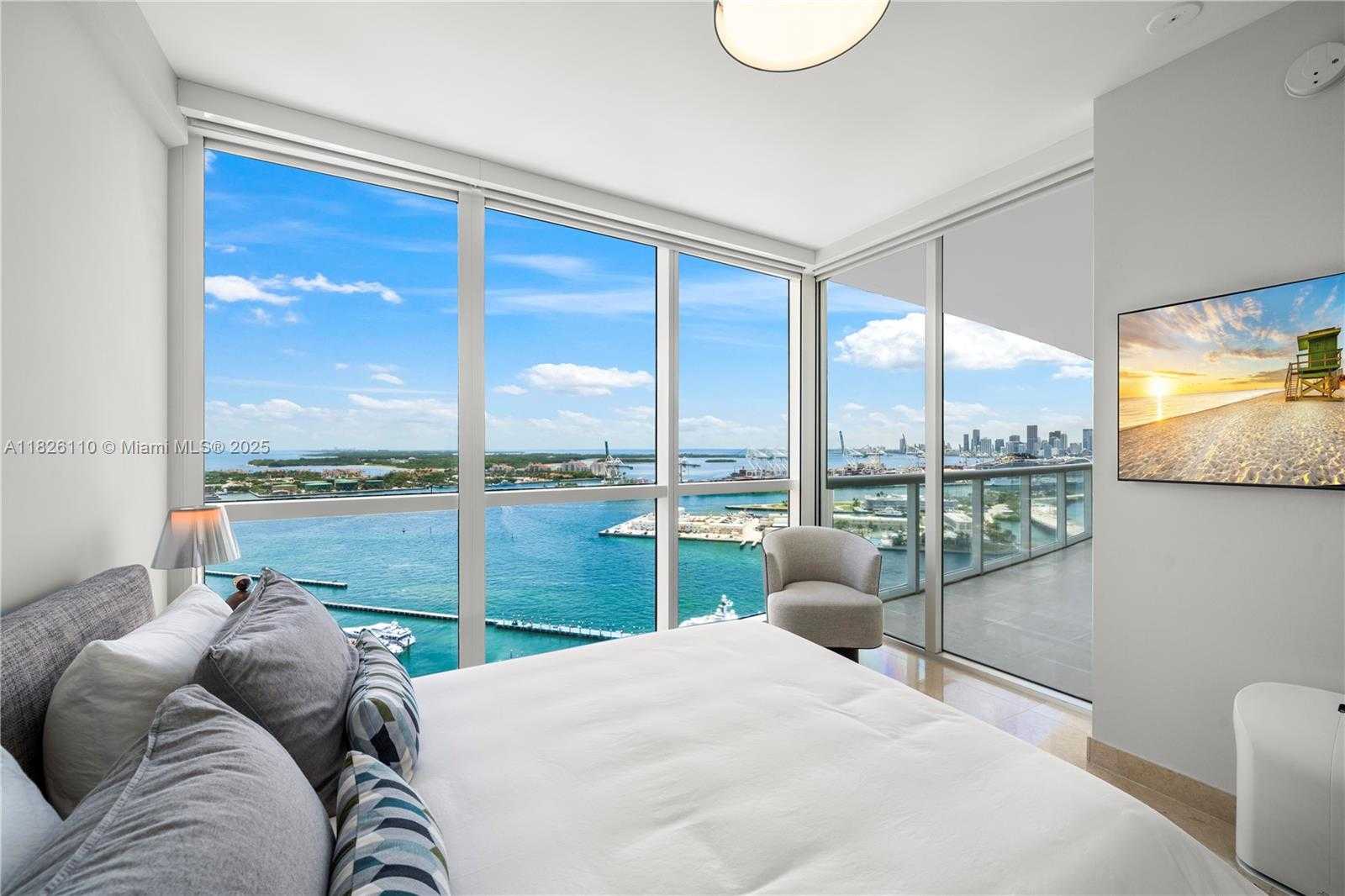 Small Image of 450 ALTON RD #2705, Miami Beach Number 31