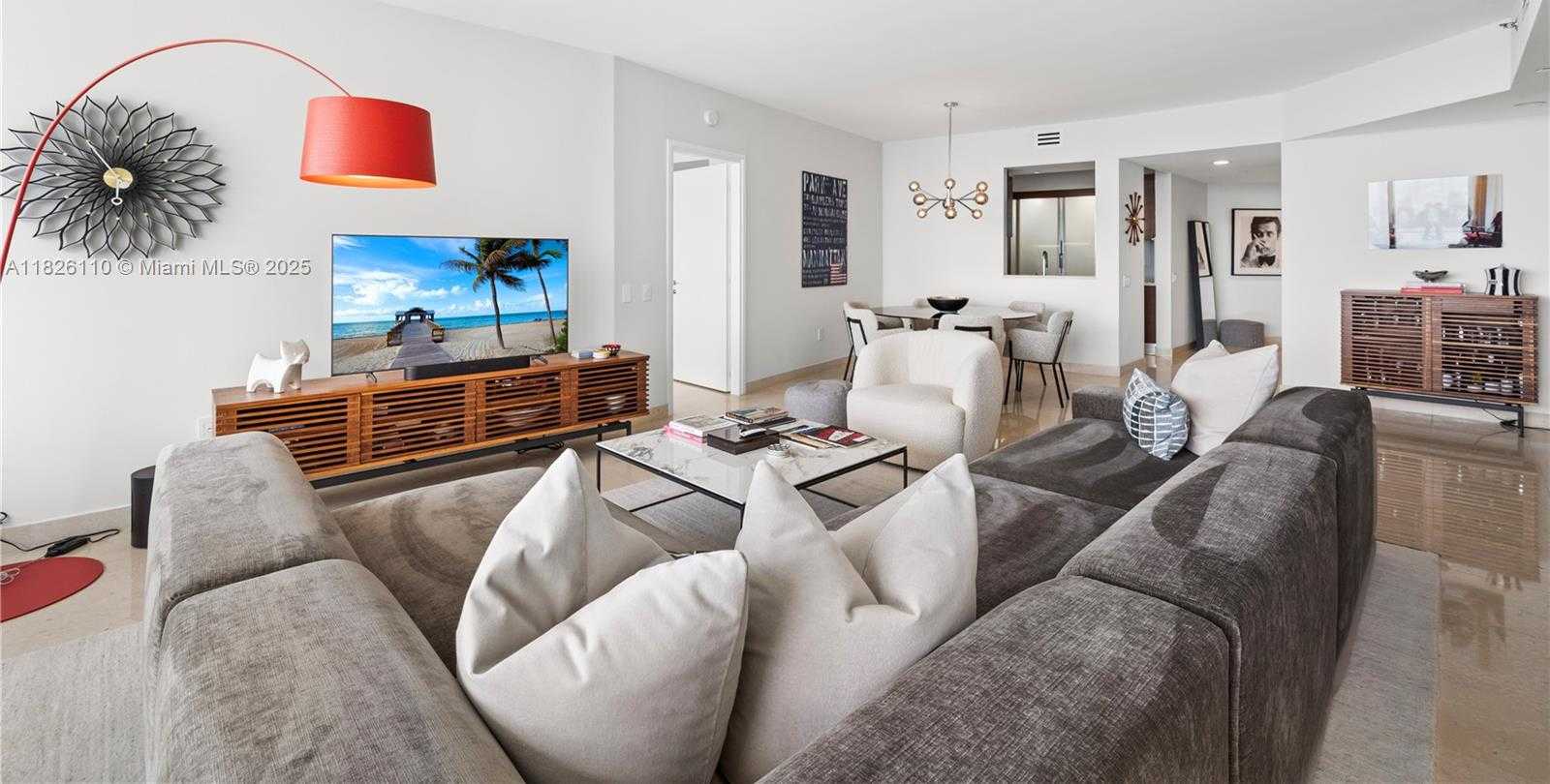 Small Image of 450 ALTON RD #2705, Miami Beach Number 9