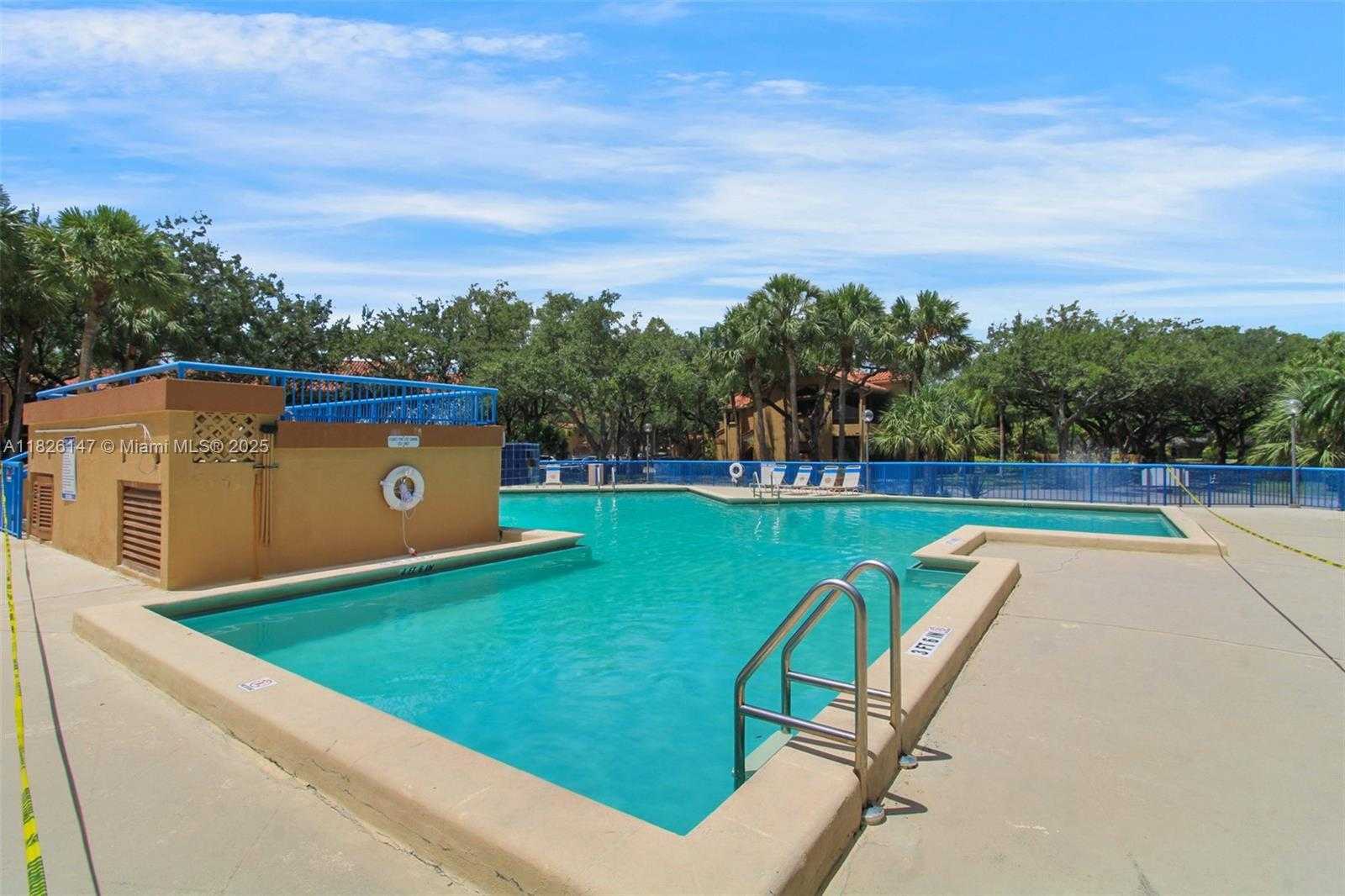 Small Image of 15549 NORTH MIAMI LAKEWAY N #104, Miami Lakes Number 14