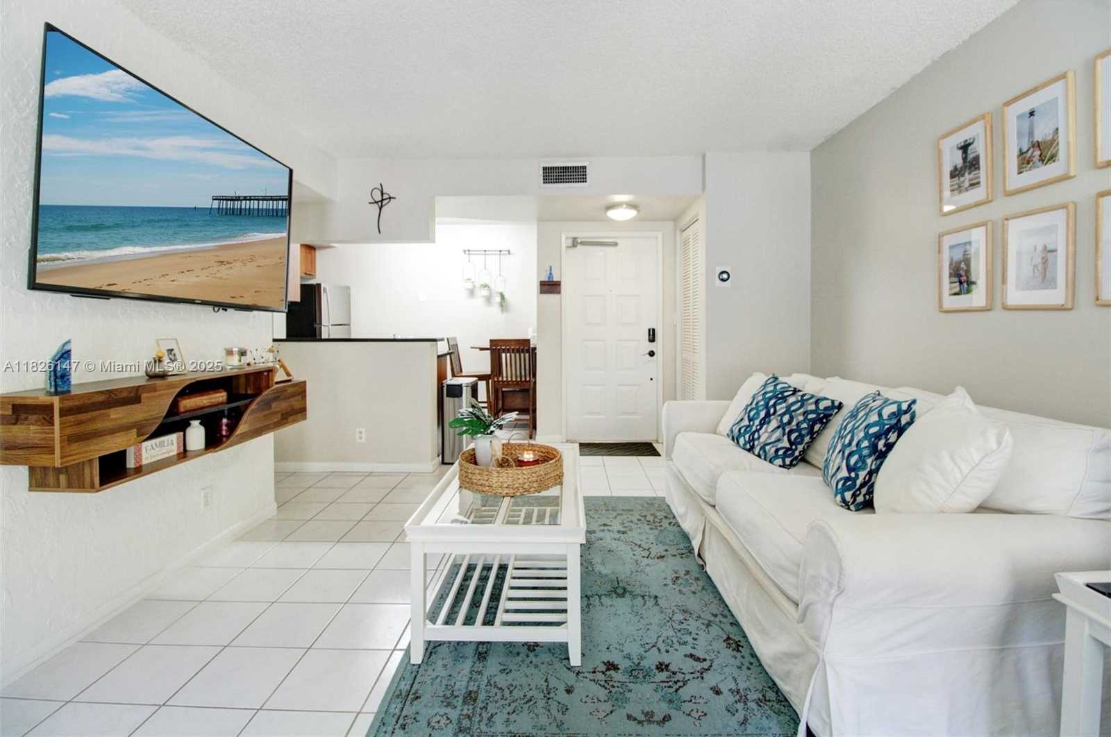 Small Image of 15549 NORTH MIAMI LAKEWAY N #104, Miami Lakes Number 3