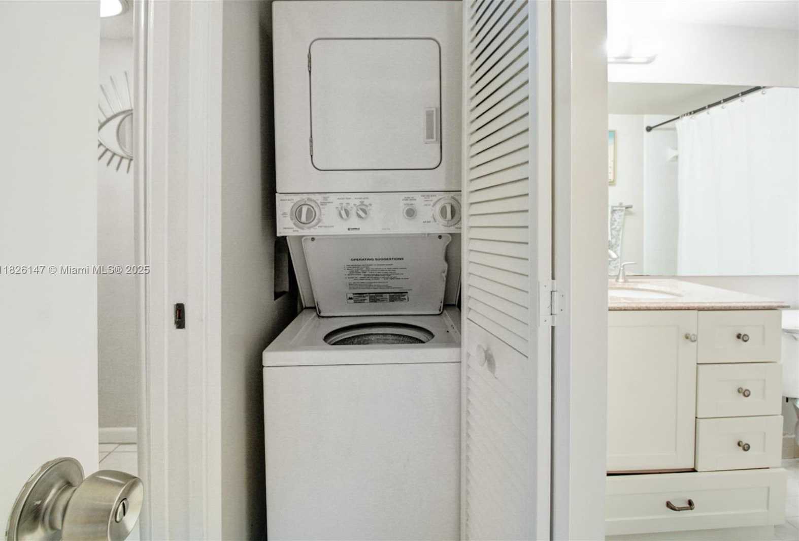Small Image of 15549 NORTH MIAMI LAKEWAY N #104, Miami Lakes Number 7