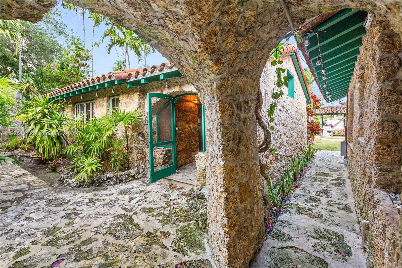 Small Image of 1301 MILAN AVE #1, Coral Gables Number 11