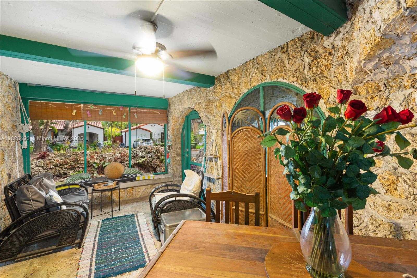 Small Image of 1301 MILAN AVE #1, Coral Gables Number 2