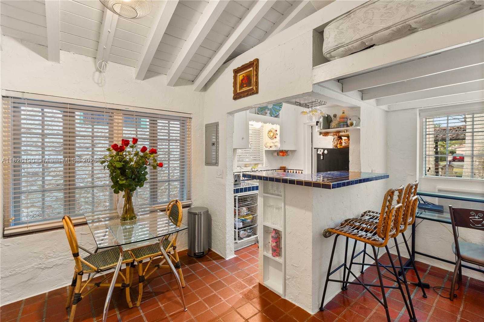 Small Image of 1301 MILAN AVE #1, Coral Gables Number 3