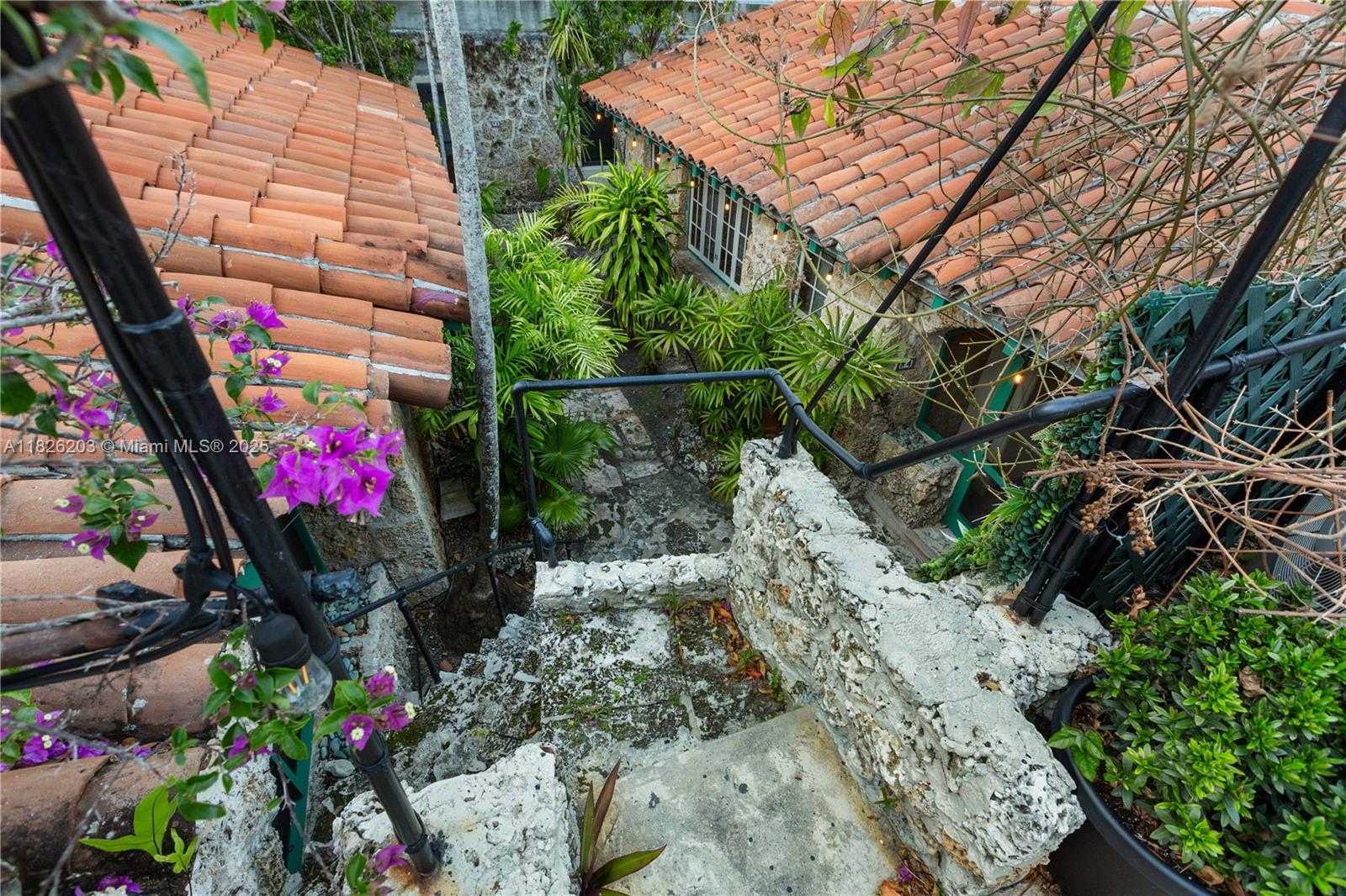 Small Image of 1301 MILAN AVE #2, Coral Gables Number 14