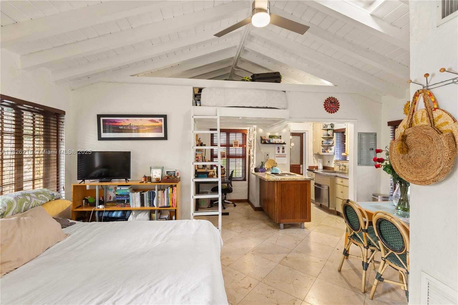 Small Image of 1301 MILAN AVE #3, Coral Gables Number 3