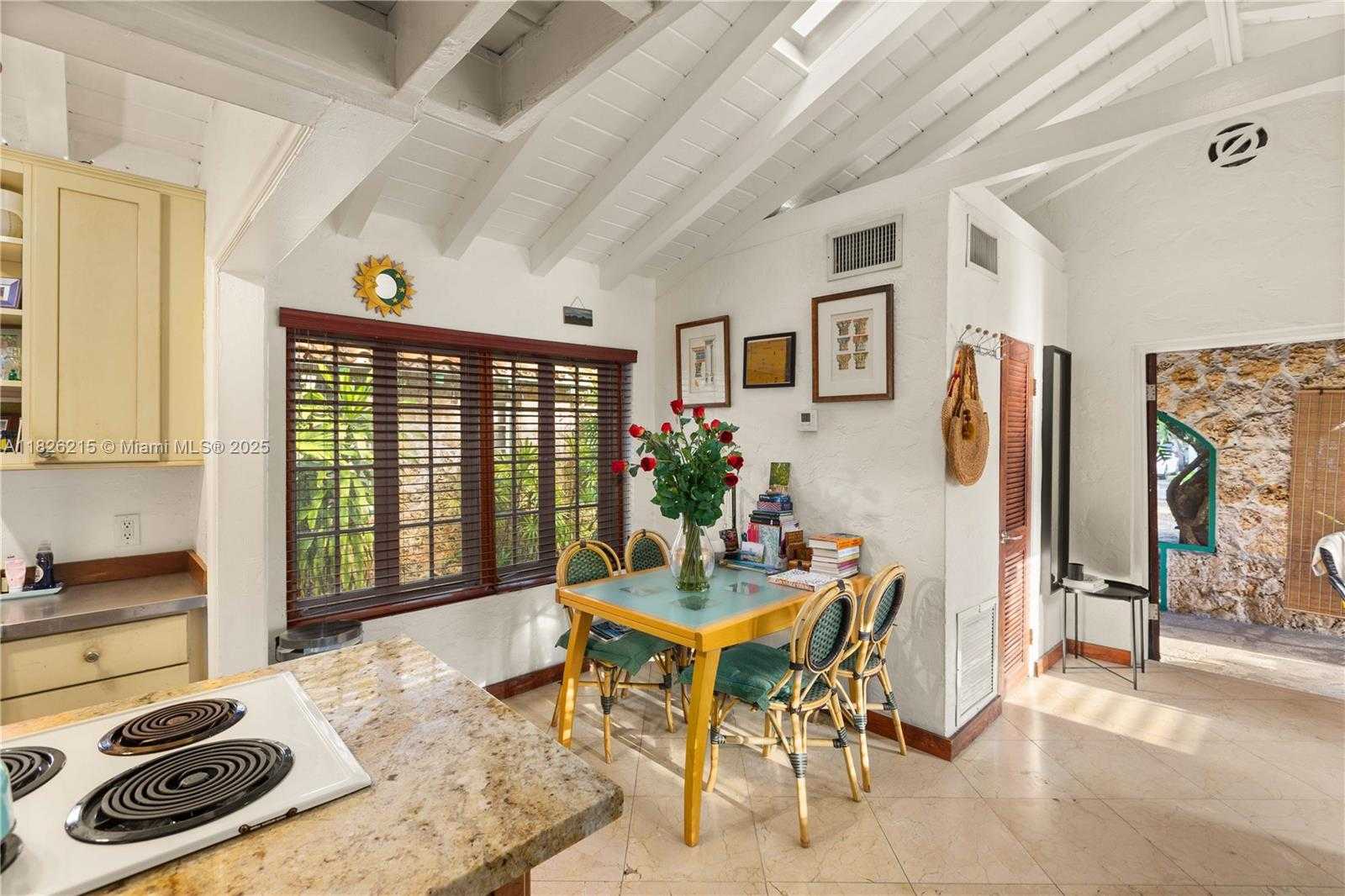 Small Image of 1301 MILAN AVE #3, Coral Gables Number 5
