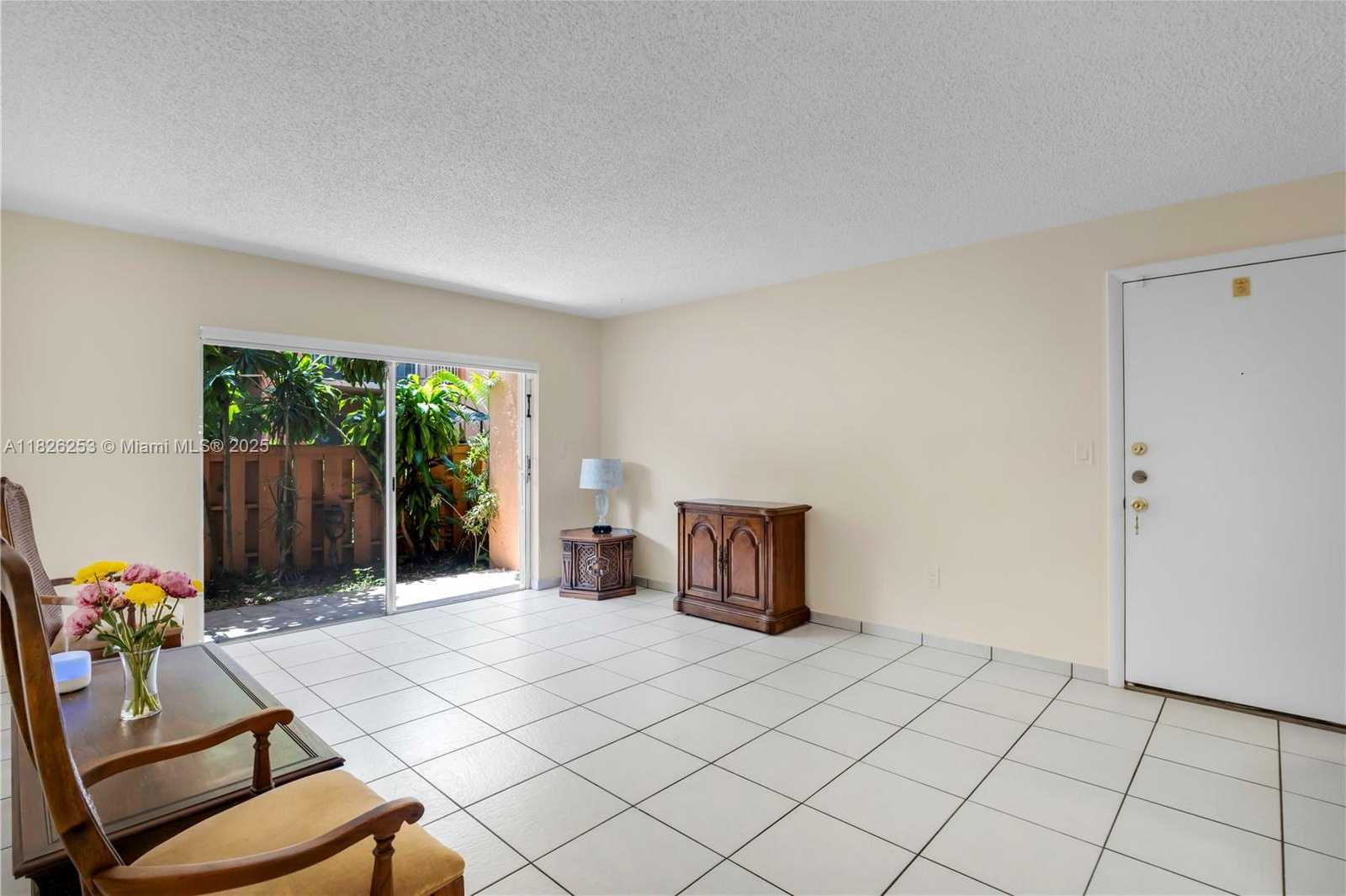 Small Image of 7204 FAIRWAY DR #I25, Miami Lakes Number 14
