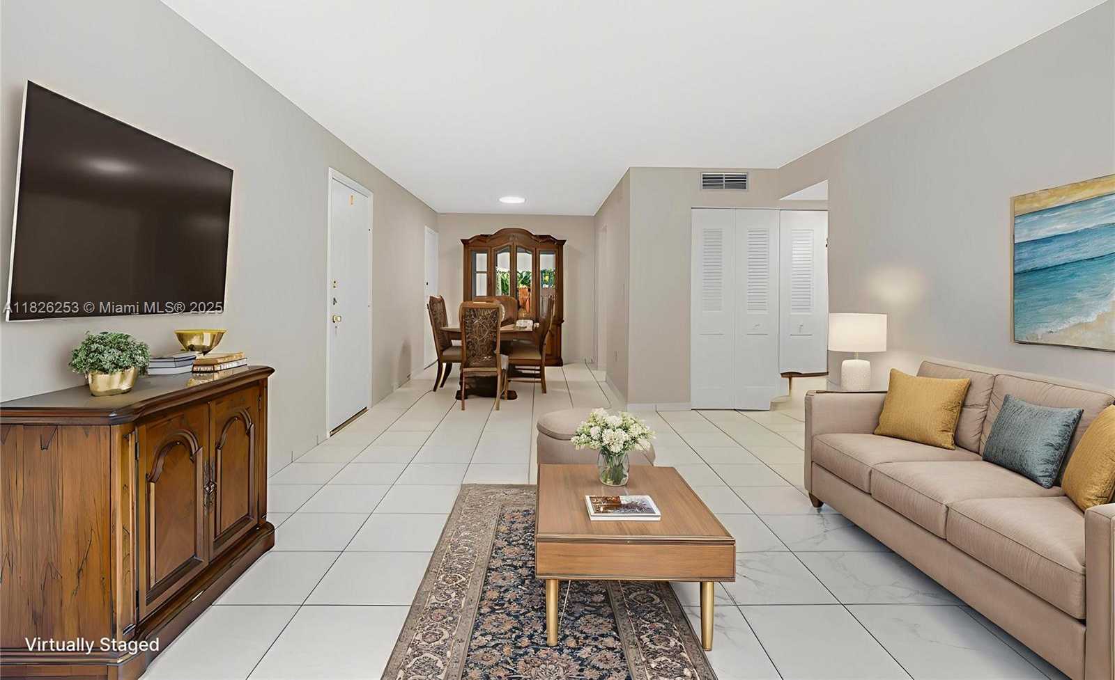 Small Image of 7204 FAIRWAY DR #I25, Miami Lakes Number 5