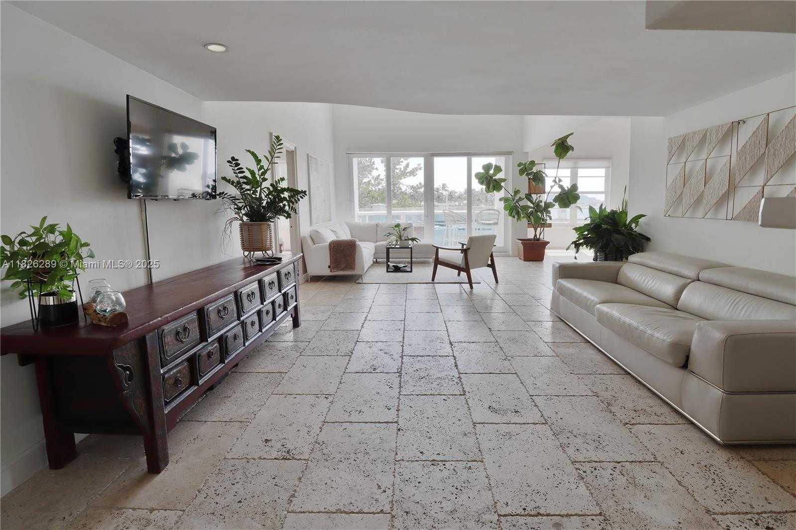 Small Image of 6770 INDIAN CREEK DR #TE, Miami Beach Number 4