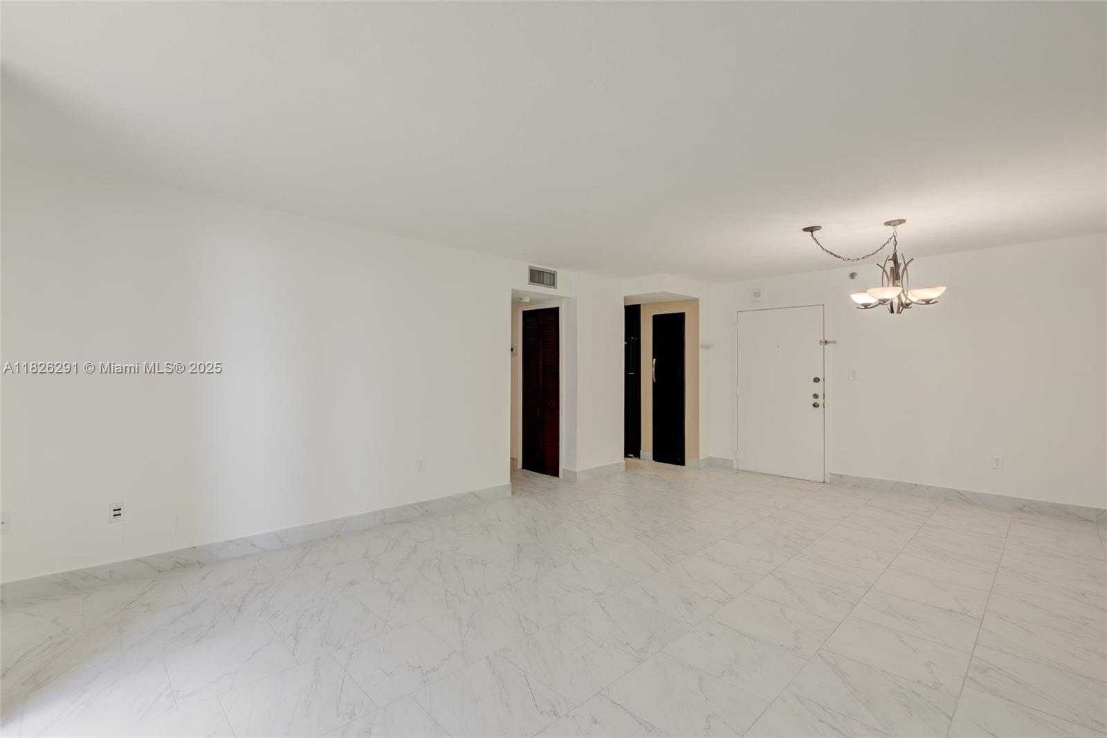 Small Image of 1621 COLLINS AVE #708, Miami Beach Number 10