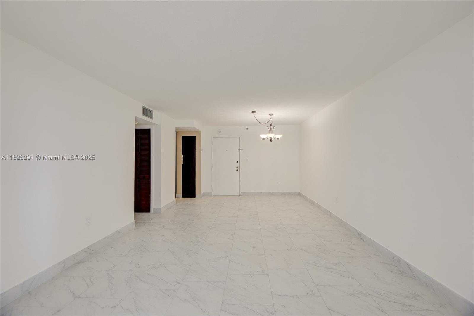 Small Image of 1621 COLLINS AVE #708, Miami Beach Number 11