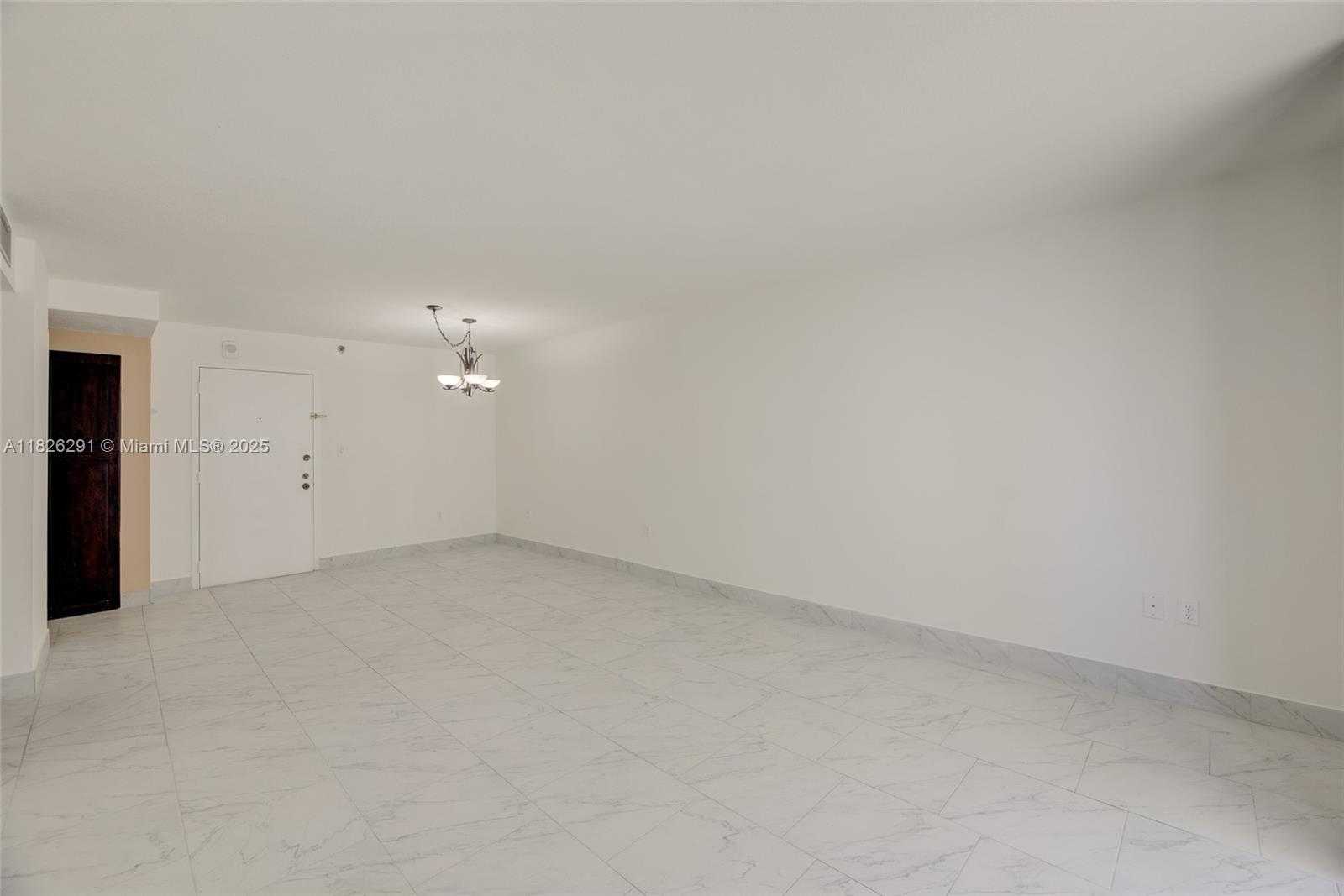Small Image of 1621 COLLINS AVE #708, Miami Beach Number 12