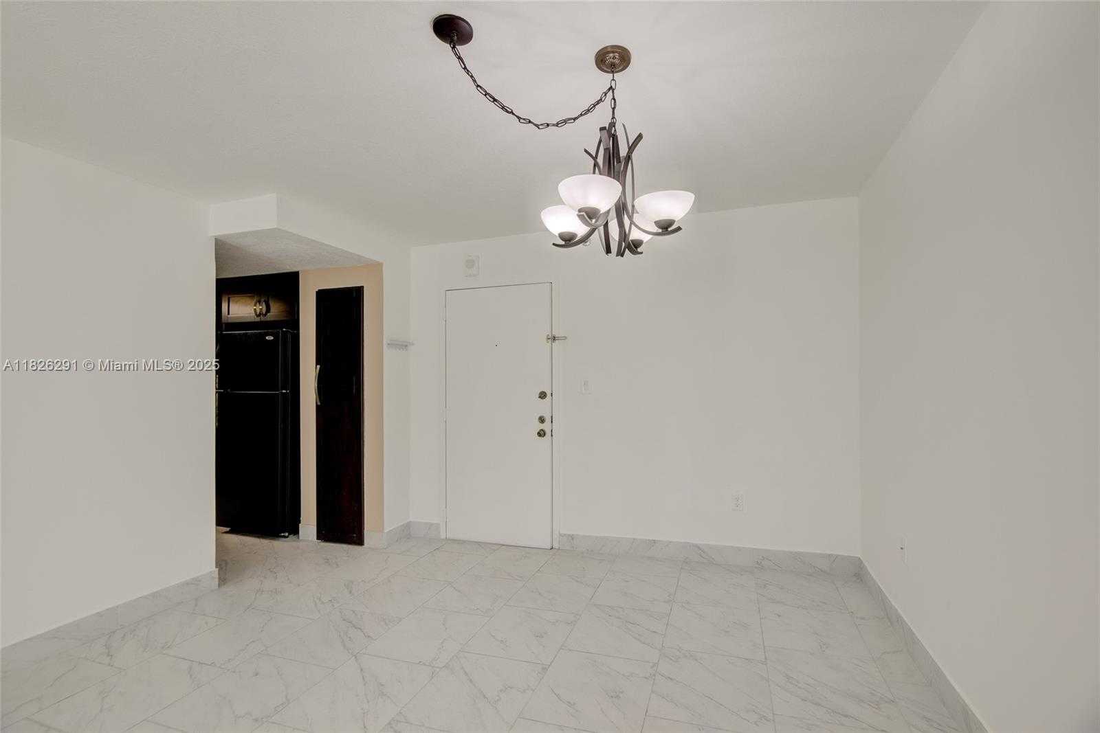 Small Image of 1621 COLLINS AVE #708, Miami Beach Number 14