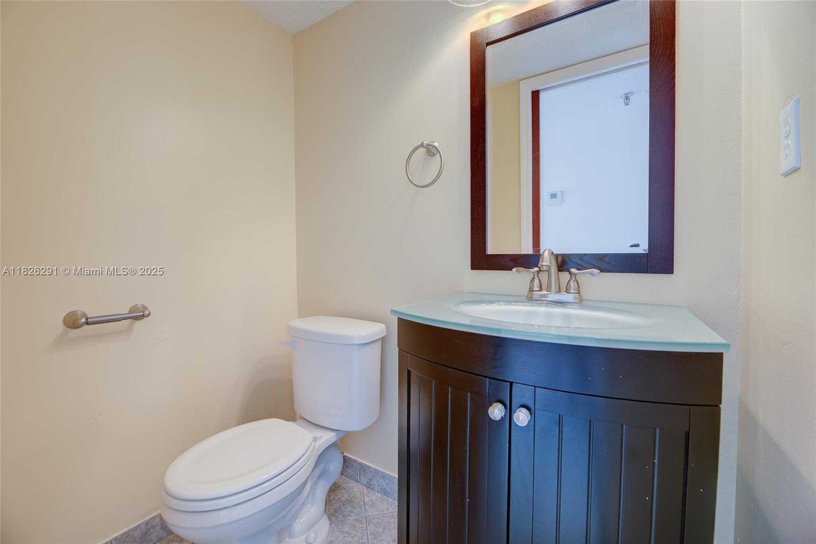 Small Image of 1621 COLLINS AVE #708, Miami Beach Number 19