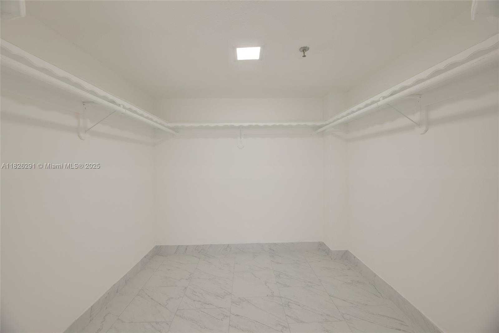 Small Image of 1621 COLLINS AVE #708, Miami Beach Number 25