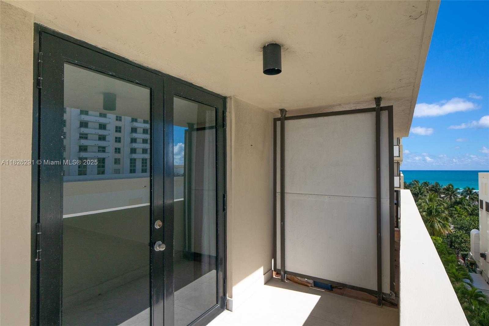 Small Image of 1621 COLLINS AVE #708, Miami Beach Number 26