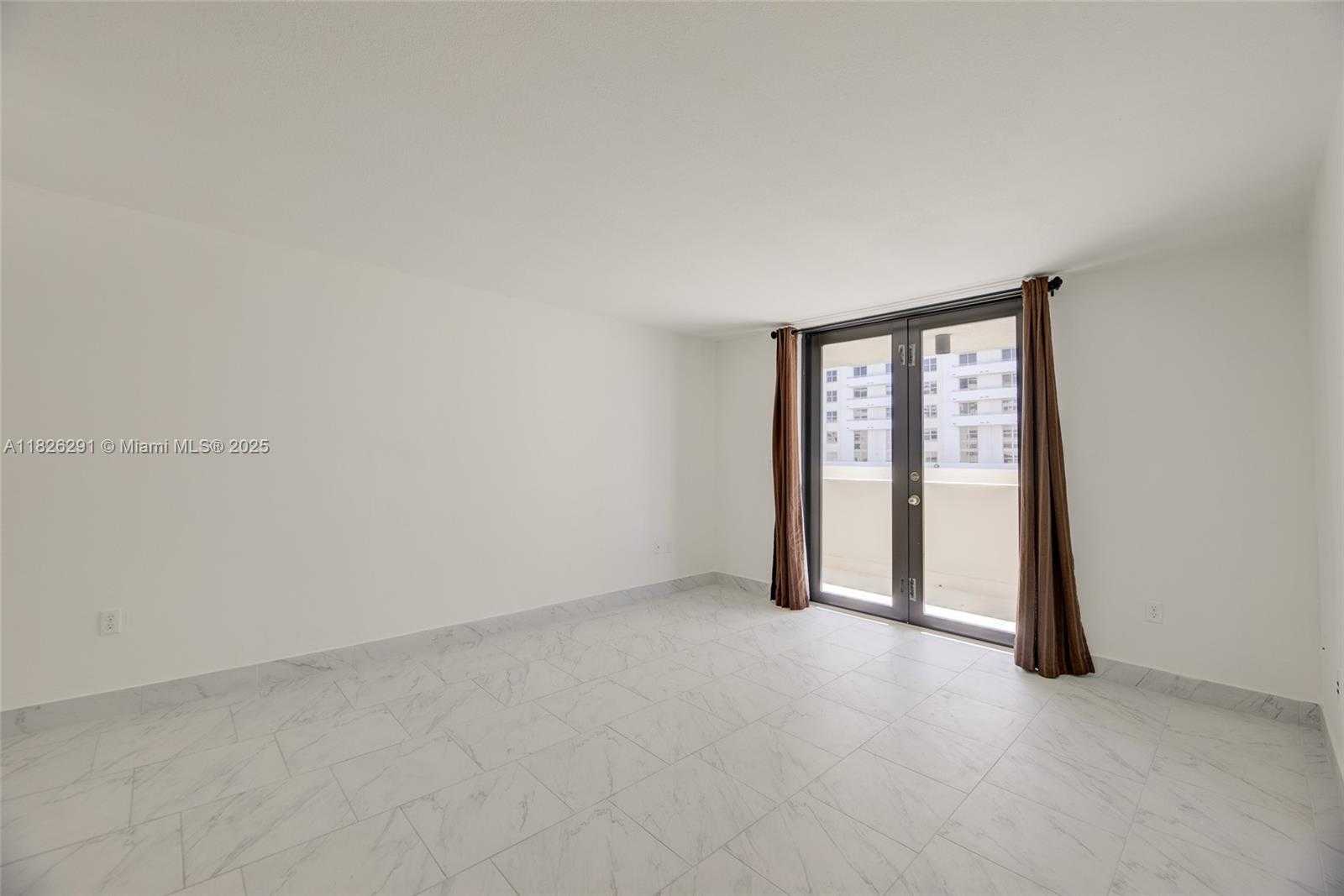 Small Image of 1621 COLLINS AVE #708, Miami Beach Number 8