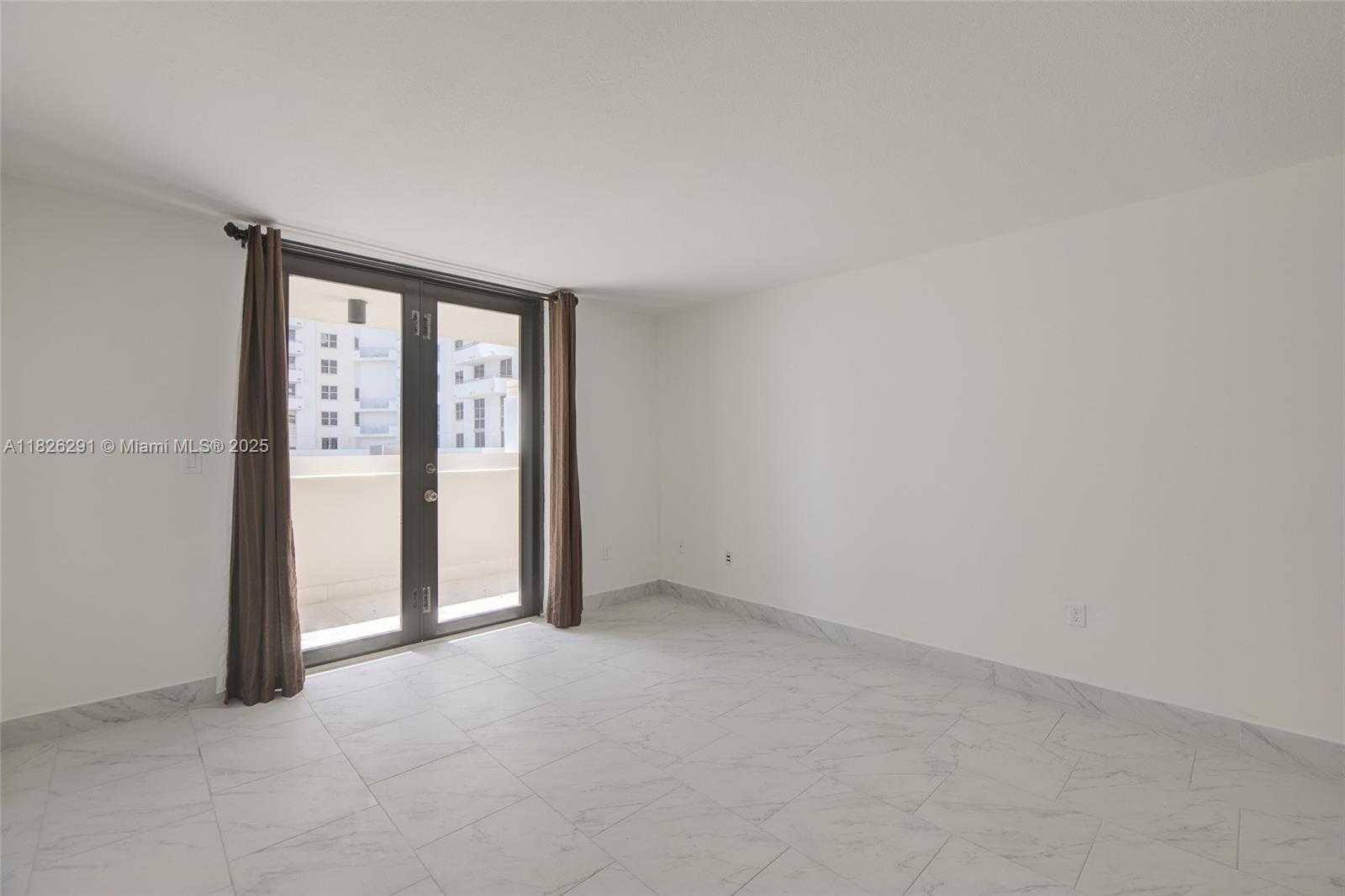Small Image of 1621 COLLINS AVE #708, Miami Beach Number 9