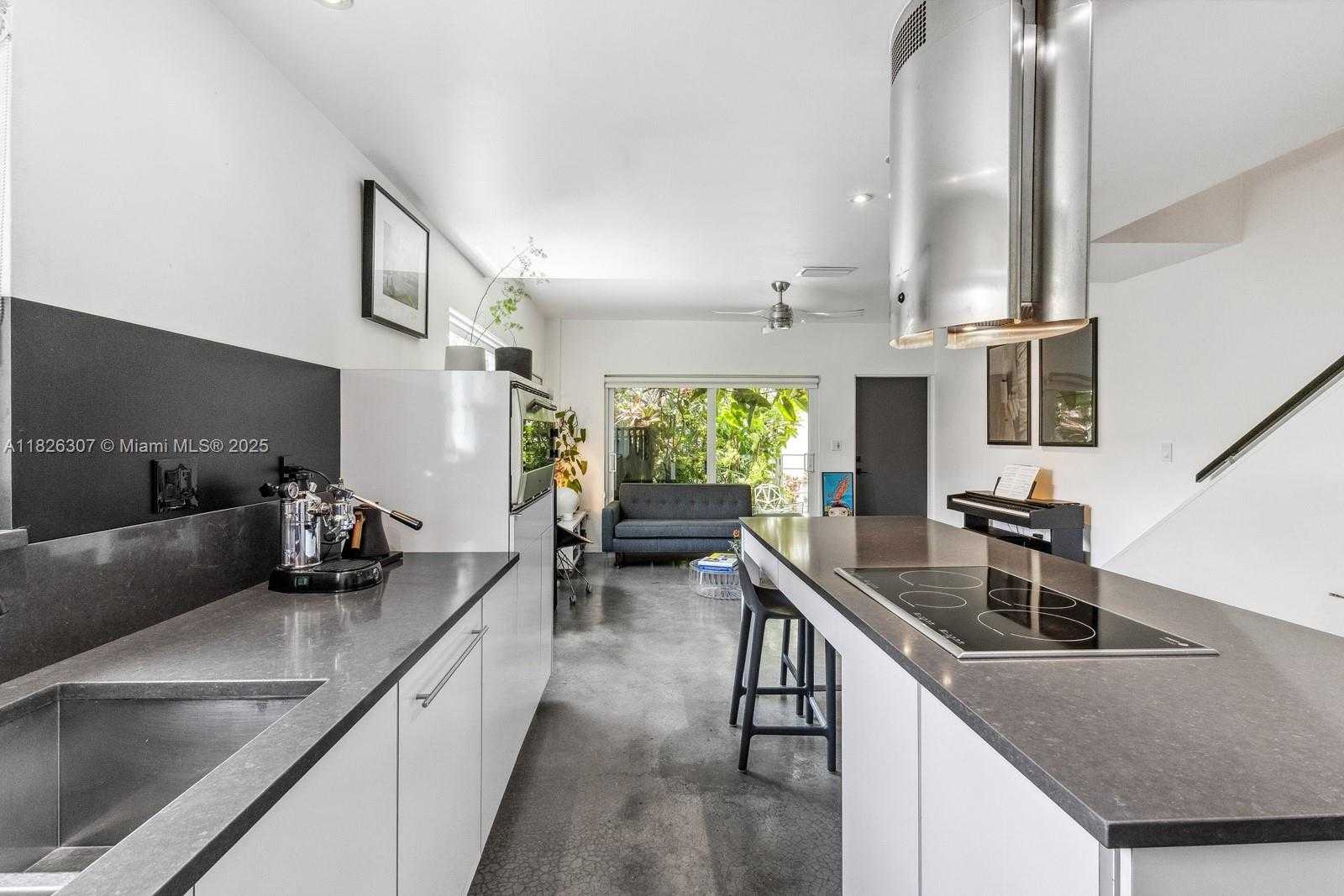 Small Image of 208 JEFFERSON AVENUE #112, Miami Beach Number 13