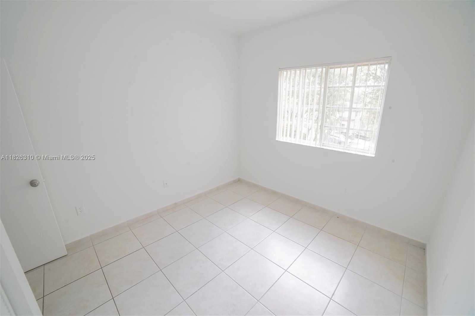 Small Image of 7200 NORTH WEST 114 AVE #305, Doral Number 14