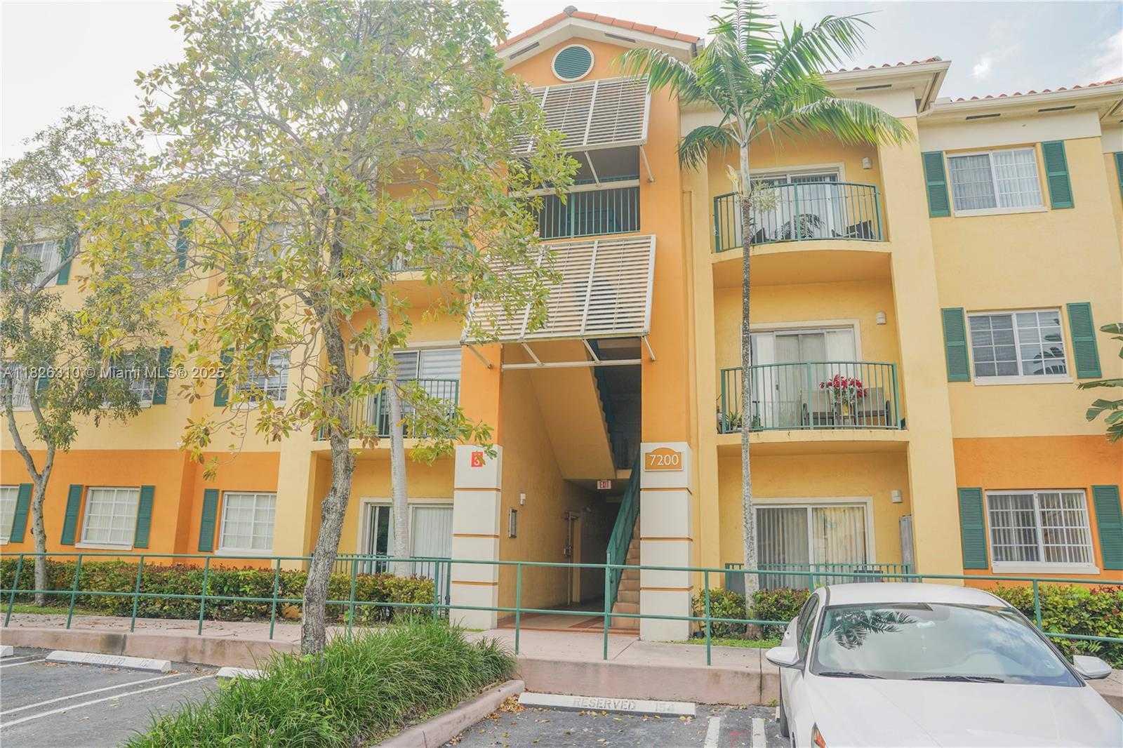 Small Image of 7200 NORTH WEST 114 AVE #305, Doral Number 2