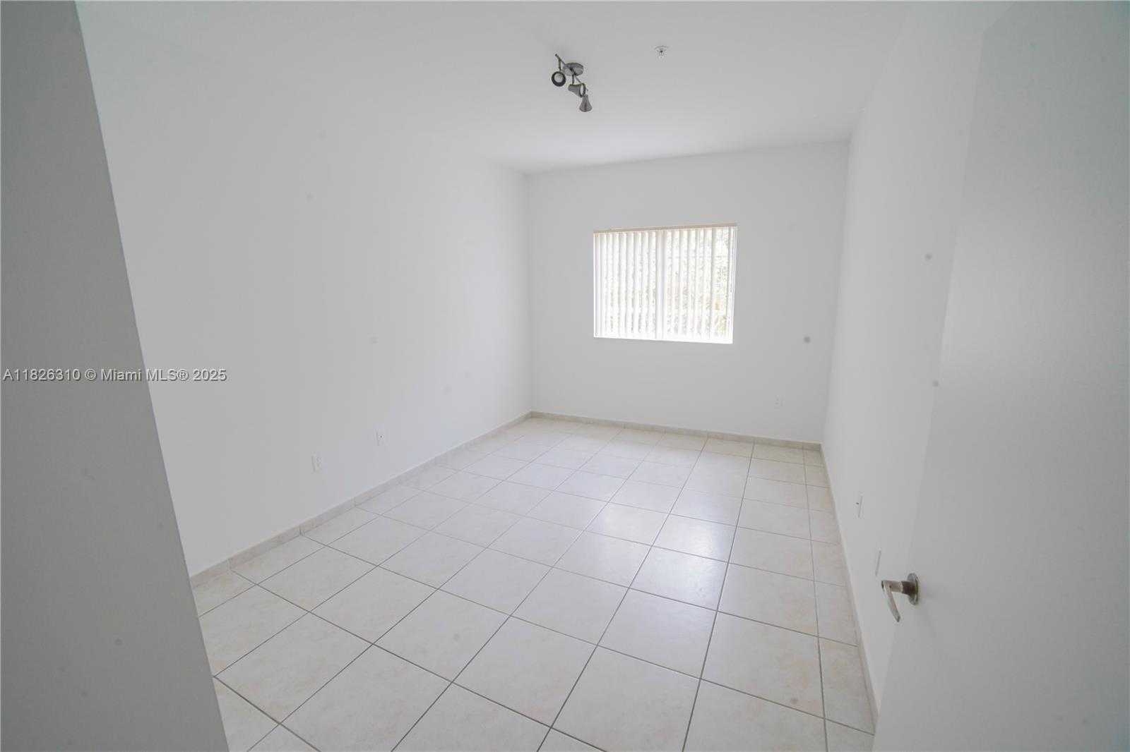 Small Image of 7200 NORTH WEST 114 AVE #305, Doral Number 22