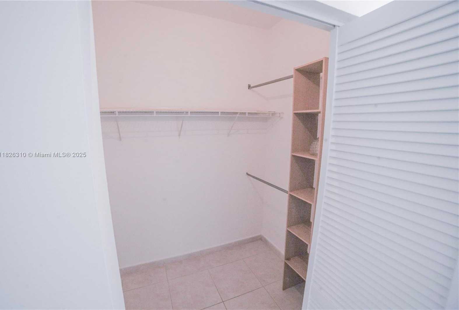 Small Image of 7200 NORTH WEST 114 AVE #305, Doral Number 9