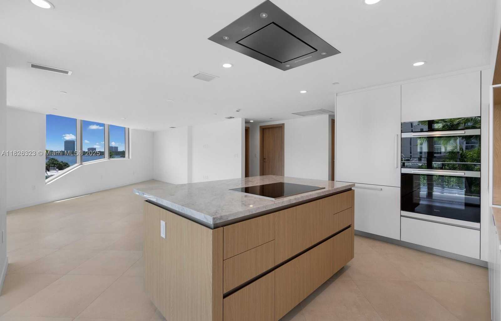 Small Image of 1135 103RD ST #408, Bay Harbor Islands Number 17