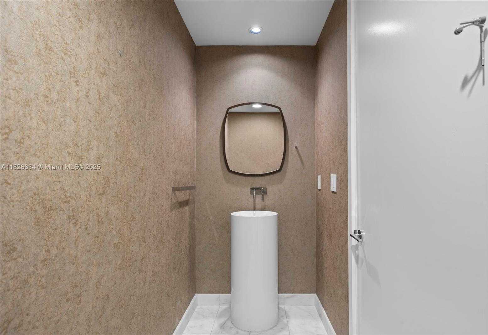 Small Image of 10203 COLLINS AVE #1603, Bal Harbour Number 19