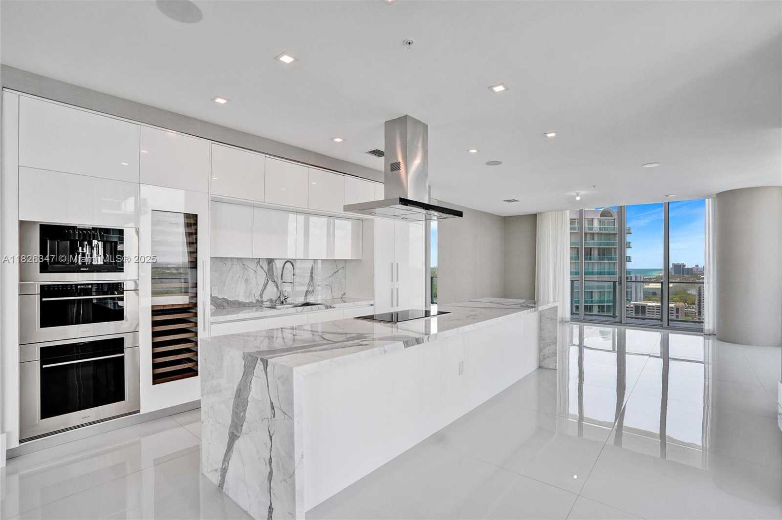 Small Image of 300 SUNNY ISLES BLVD #4-TS-04, Sunny Isles Beach Number 27