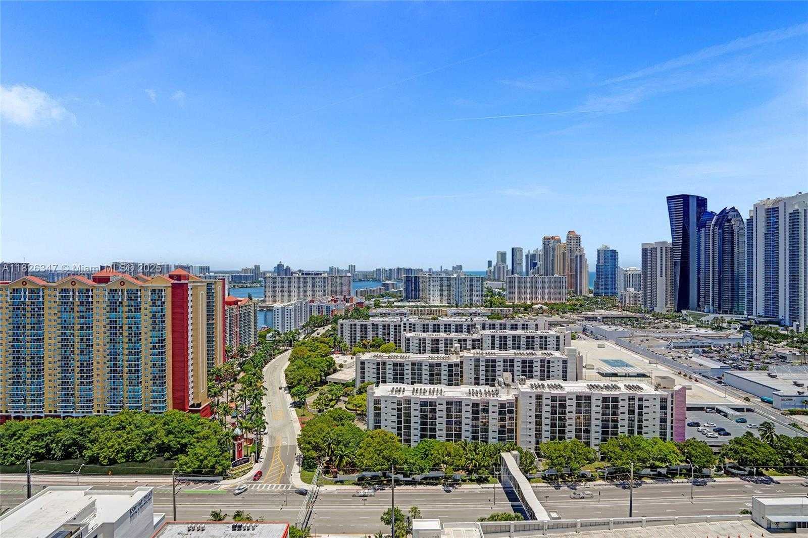 Small Image of 300 SUNNY ISLES BLVD #4-TS-04, Sunny Isles Beach Number 65