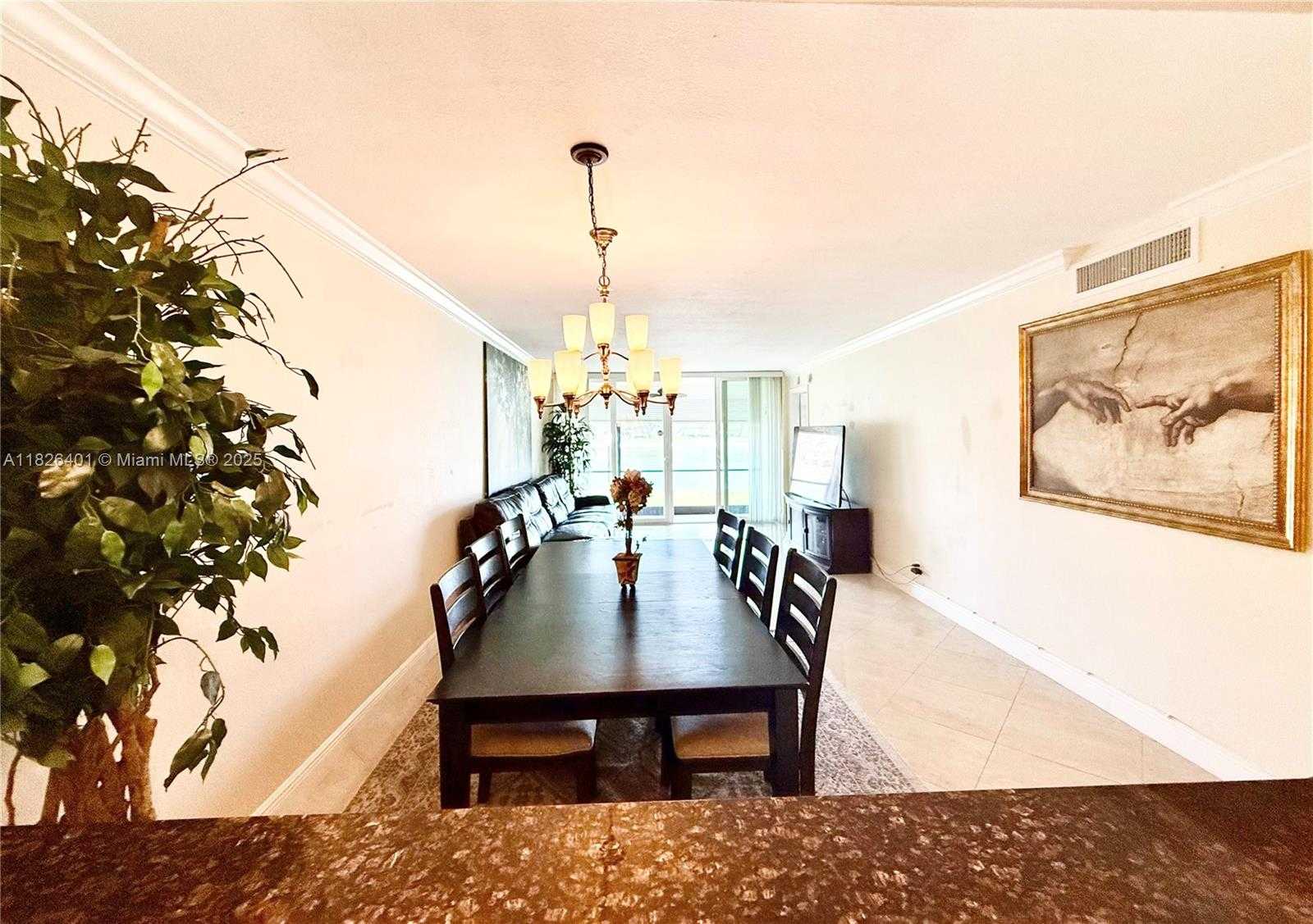 Small Image of 6404 CORAL LAKE DR #104, Margate Number 6