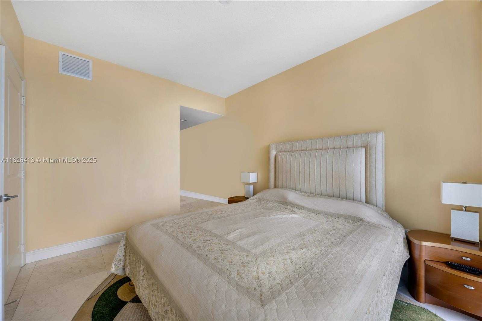 Small Image of 480 NORTH EAST 30TH ST #1402, Miami Number 20
