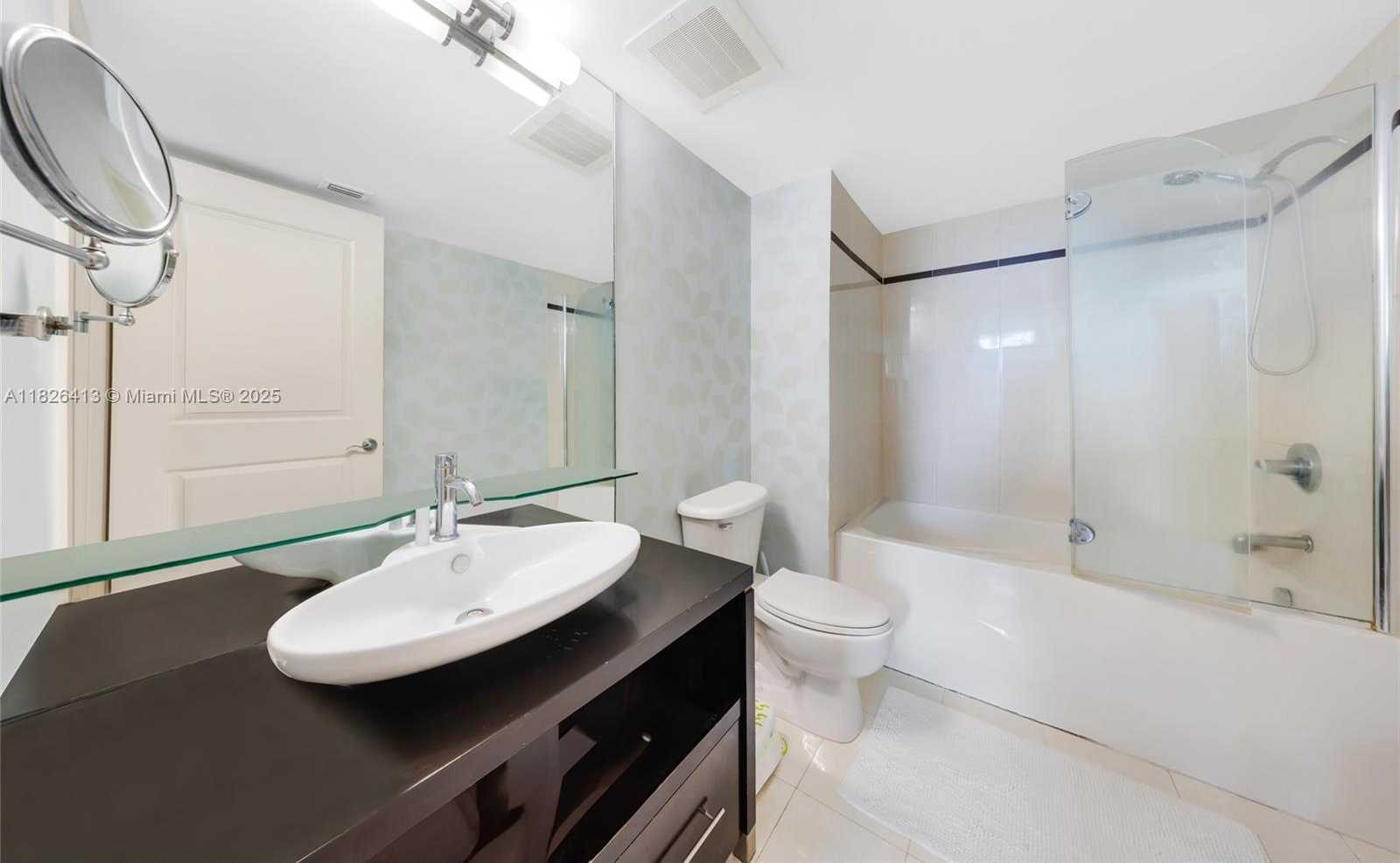 Small Image of 480 NORTH EAST 30TH ST #1402, Miami Number 23