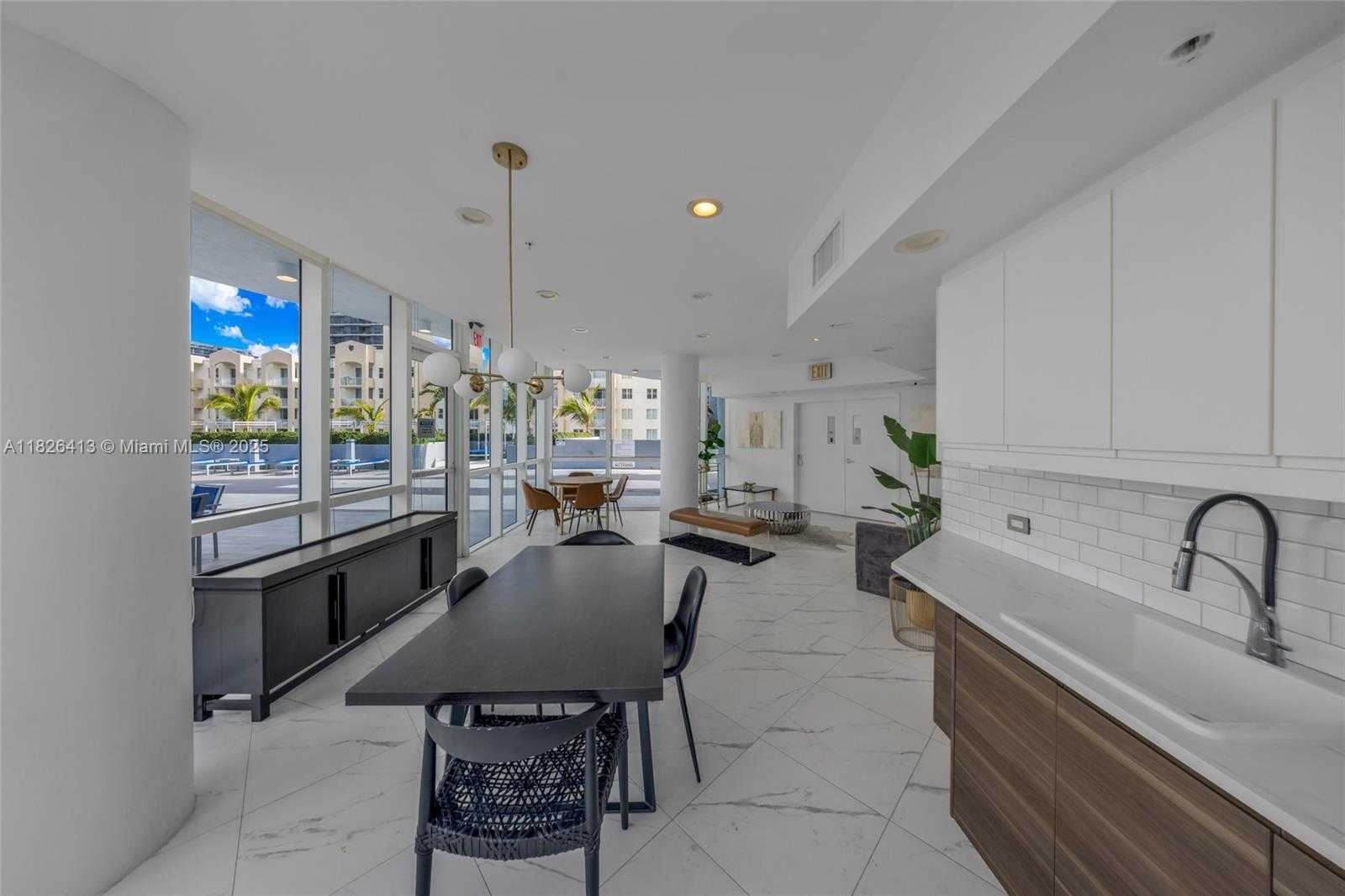 Small Image of 480 NORTH EAST 30TH ST #1402, Miami Number 26