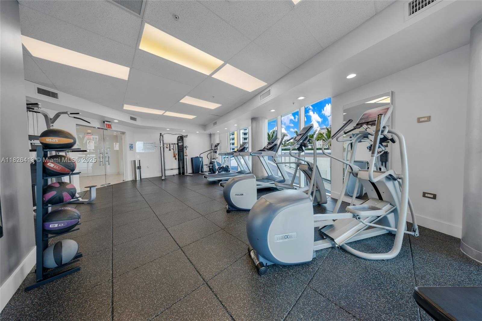 Small Image of 480 NORTH EAST 30TH ST #1402, Miami Number 37