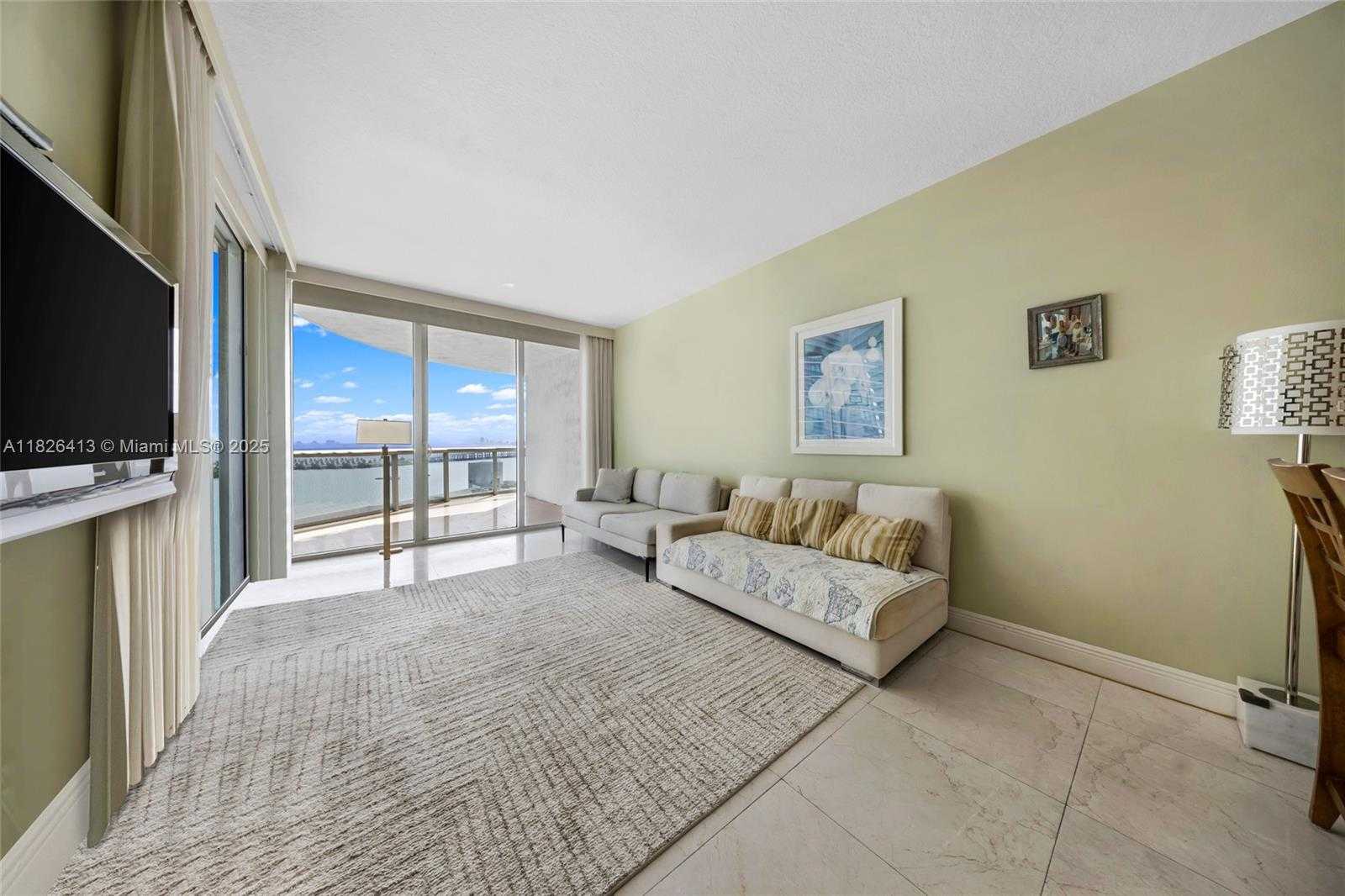Small Image of 480 NORTH EAST 30TH ST #1402, Miami Number 9