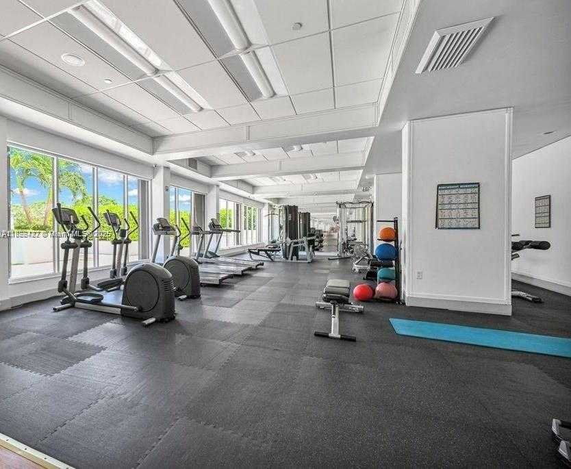 Small Image of 2851 NORTH EAST 183RD ST #1903E-1905E, Aventura Number 40