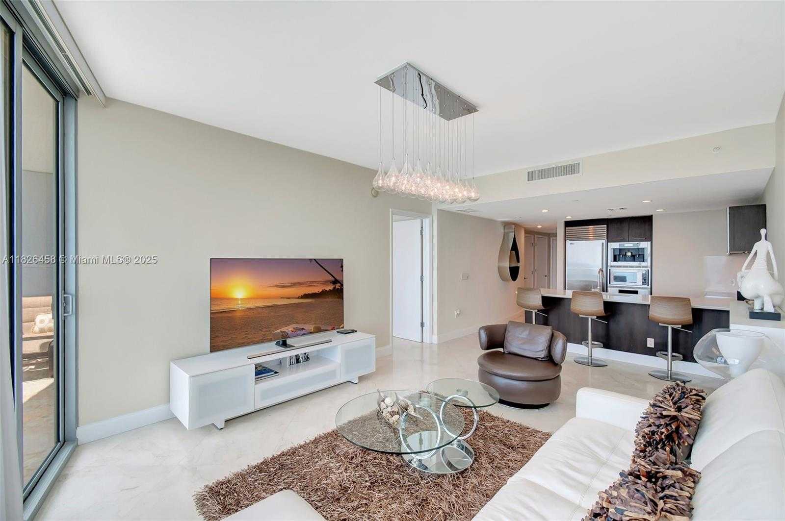 Small Image of 17001 COLLINS AVE #2006, Sunny Isles Beach Number 5