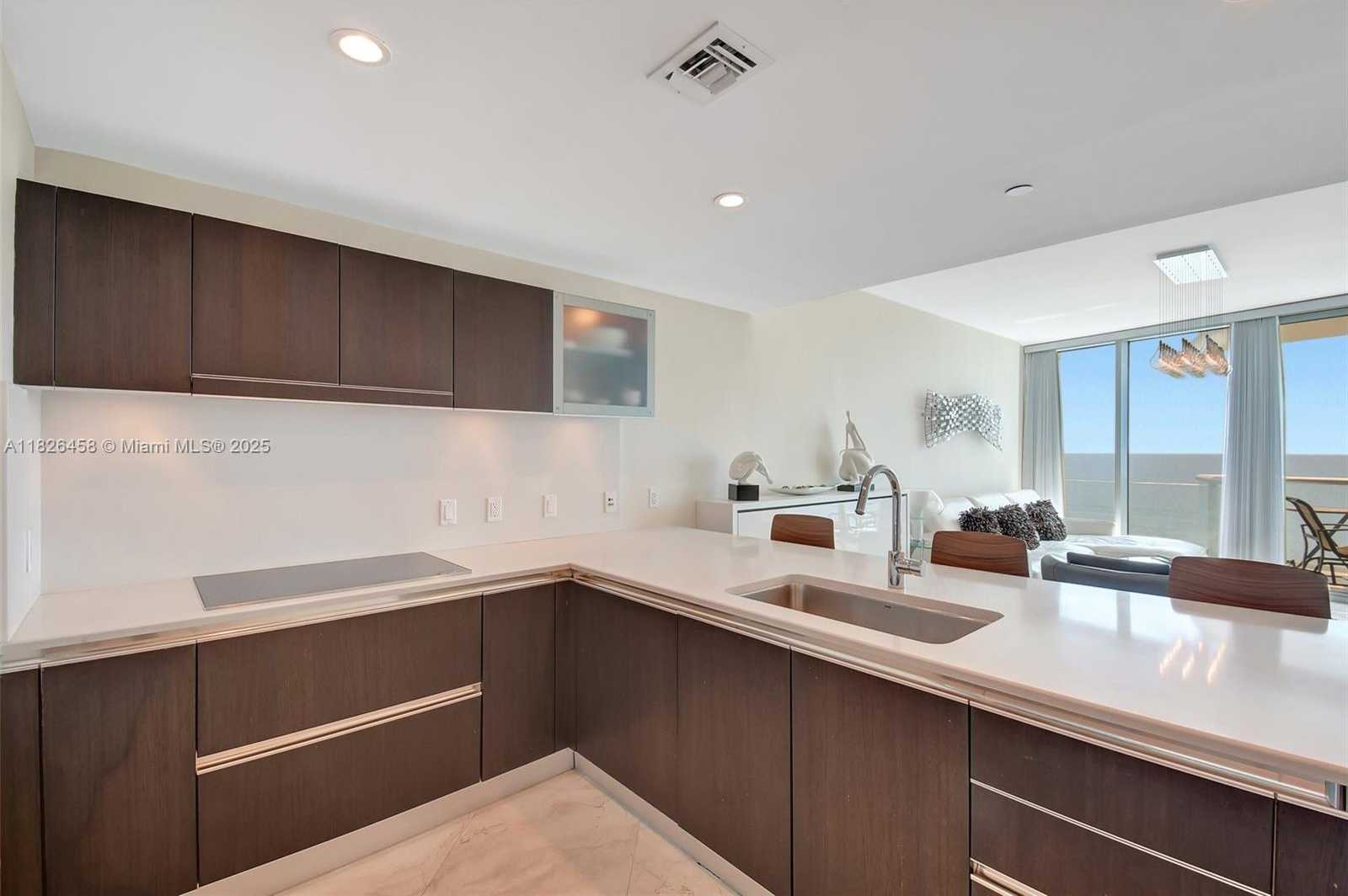 Small Image of 17001 COLLINS AVE #2006, Sunny Isles Beach Number 8