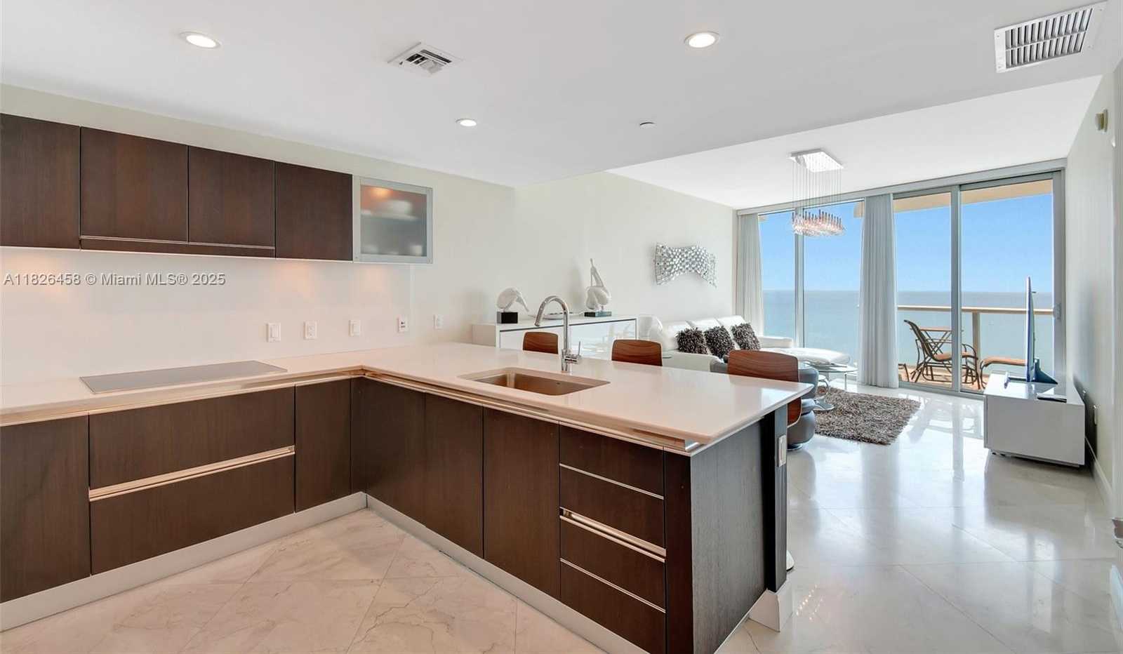 Small Image of 17001 COLLINS AVE #2006, Sunny Isles Beach Number 9