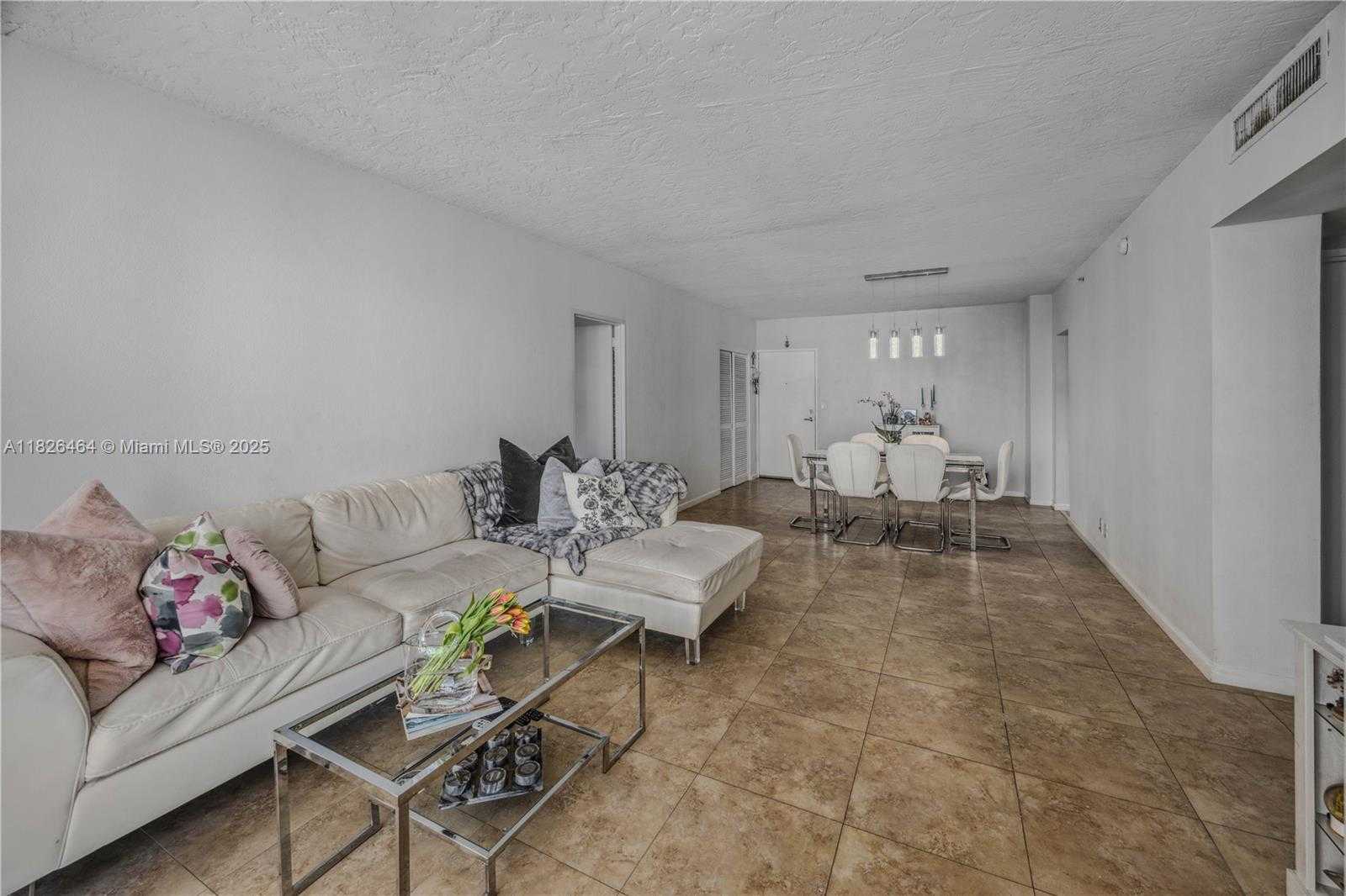Small Image of 3000 SOUTH OCEAN DR #702, Hollywood Number 13