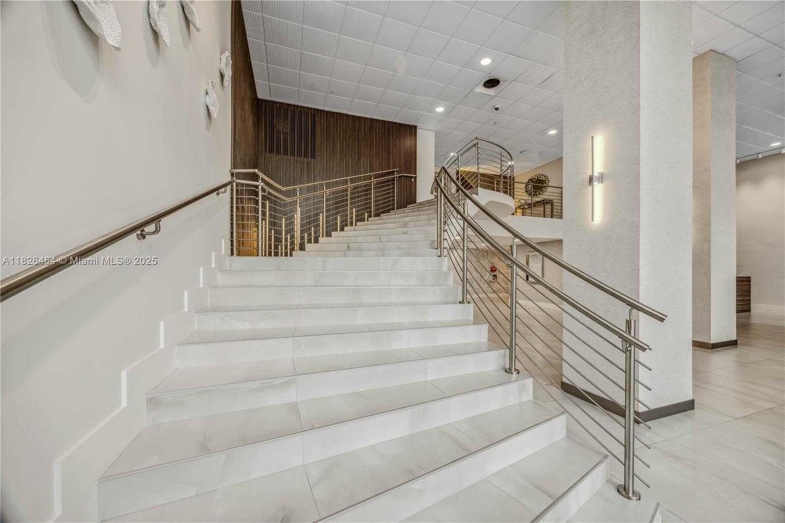 Small Image of 3000 SOUTH OCEAN DR #702, Hollywood Number 6