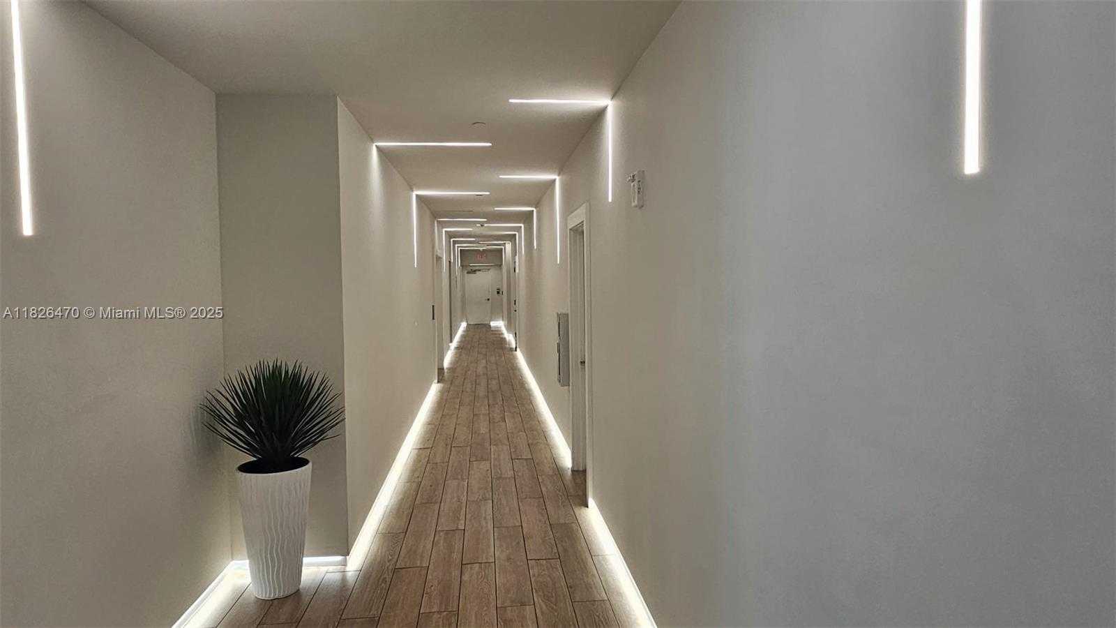 Small Image of 90 SOUTH WEST 3RD ST #4110, Miami Number 16
